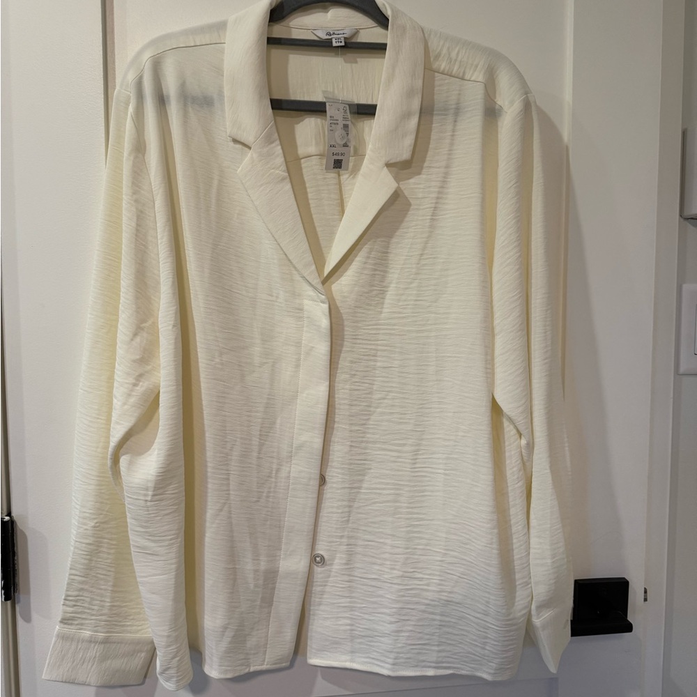 Reitmans Off-White Button-Up Blouse